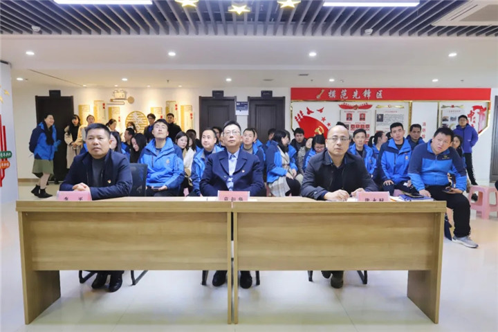 金開集團(tuán)舉辦“舉旗幟 聚民心 展形象” 畫展活動