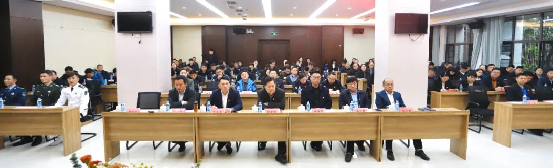 金開集團舉辦“老兵講黨課暨政治生日賀卡集中頒發儀式”